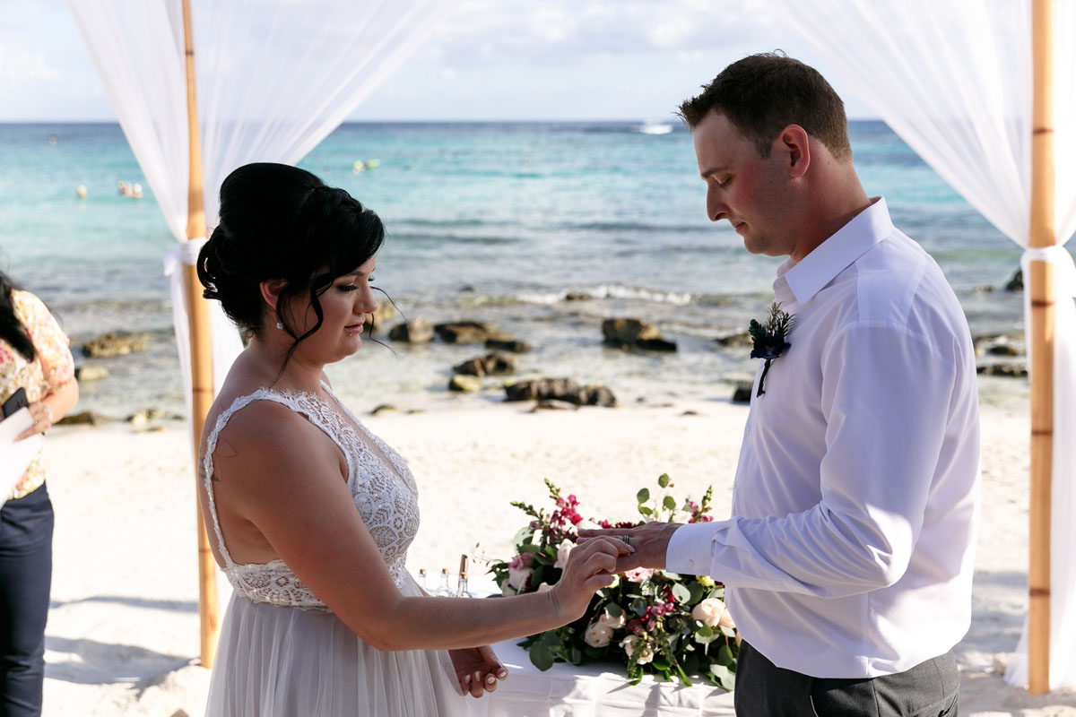 BarceloBridePutsARingOnIt