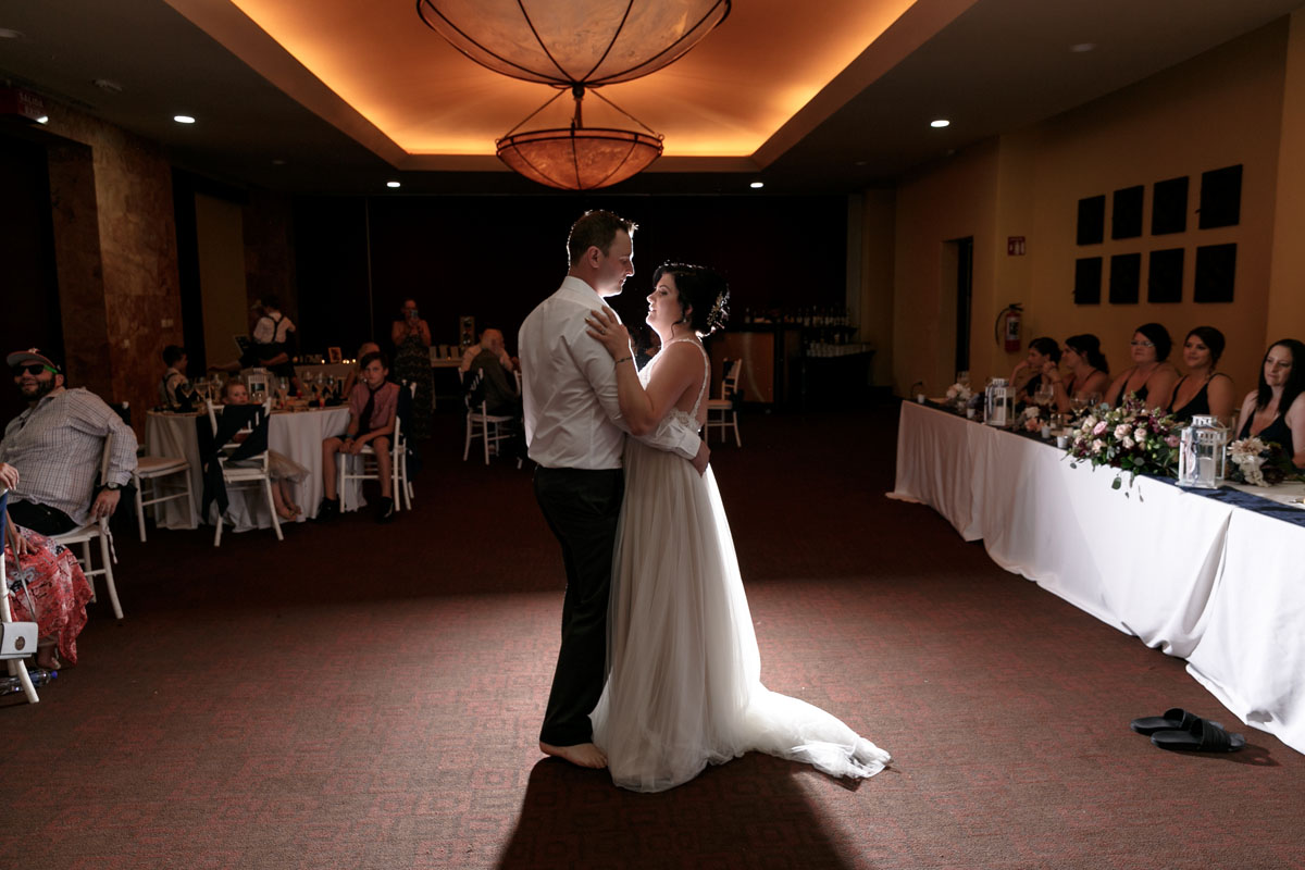 BarceloNewlywedsFirstDance