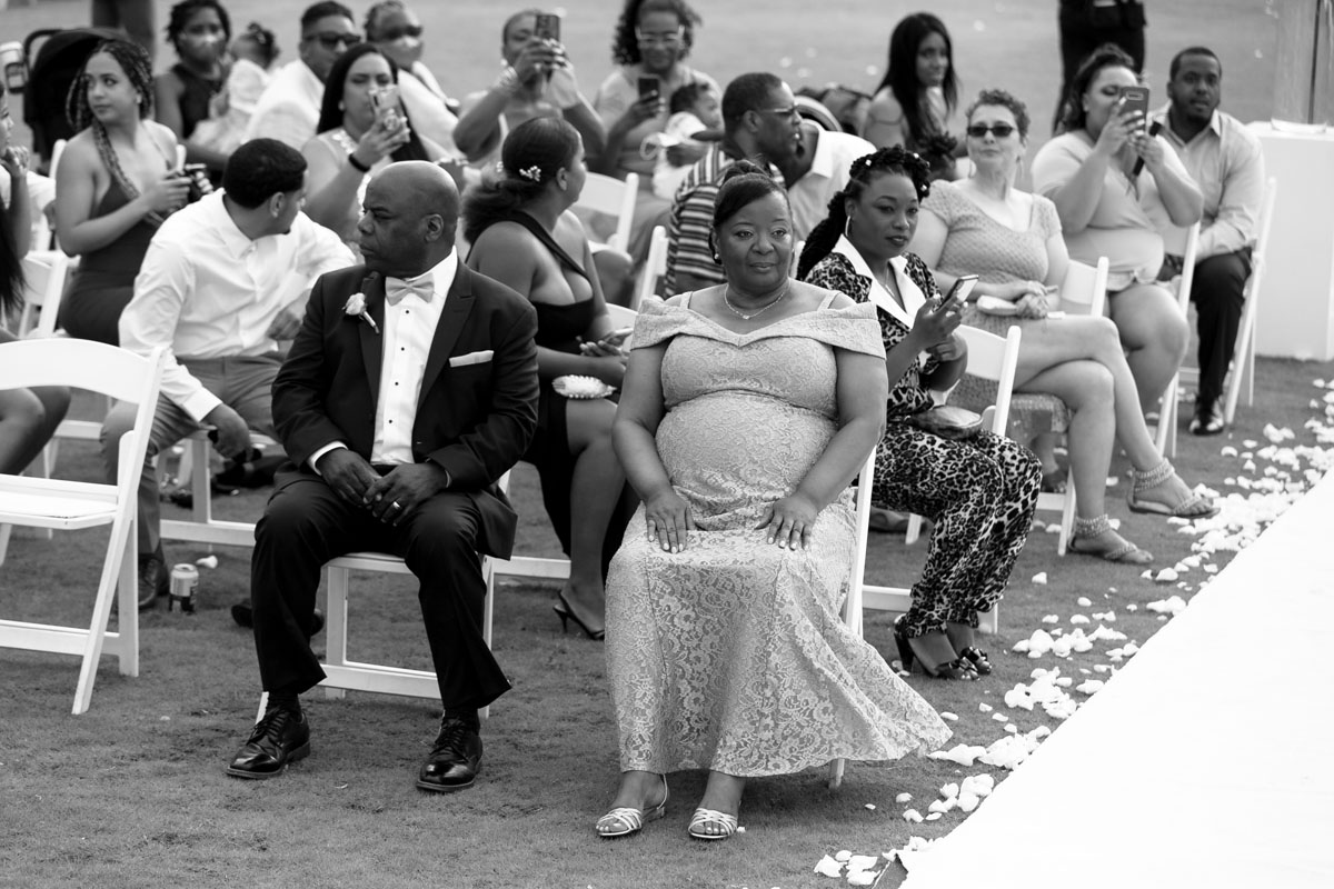 DreamsPlayaMujeresWeddingGuestsWaiting