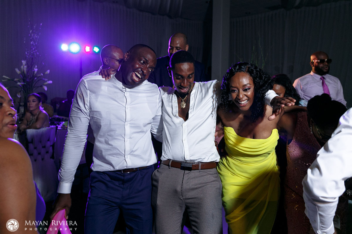 RockingRecpetionDanceMoves