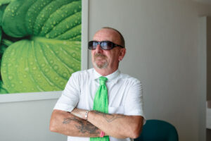 SmilingDadWearsSunglasses