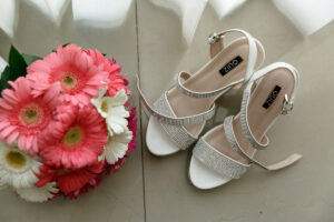 BridalBouquetAndSandals