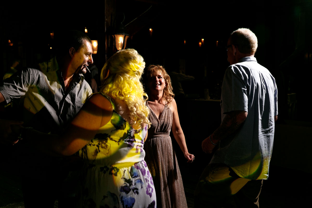 RockingReceptionDanceMoves