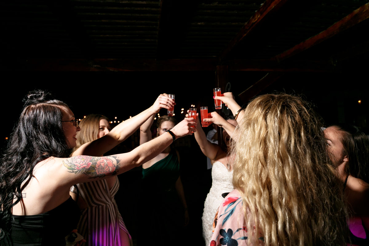 SharingReceptionShots