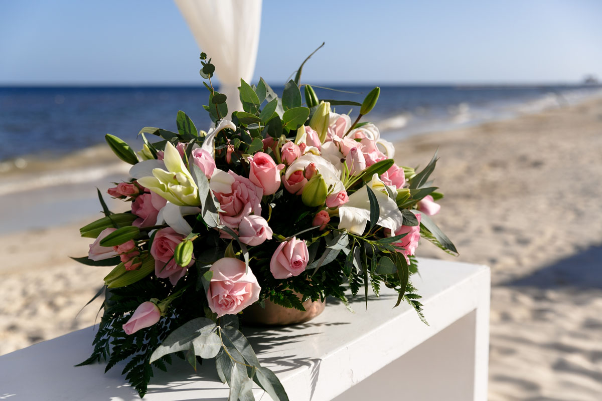 NowSapphireWeddingFlowers