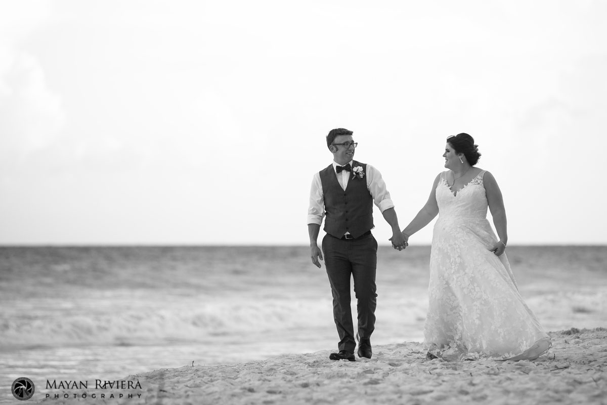 NewlywedsStrollOnBeach