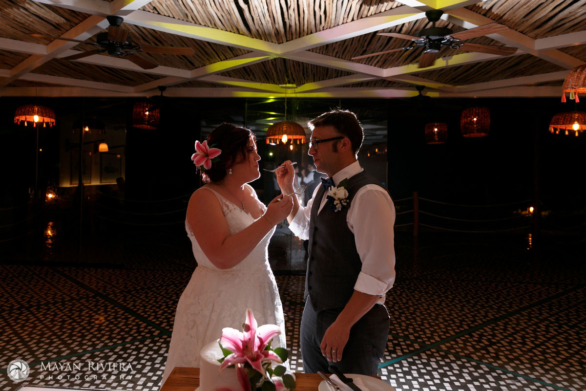 ExchangingWeddingCakeBites