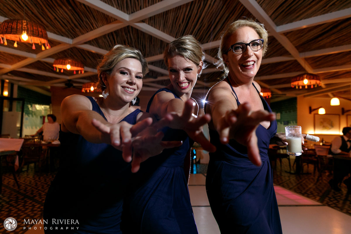 RockingReceptionDanceMoves