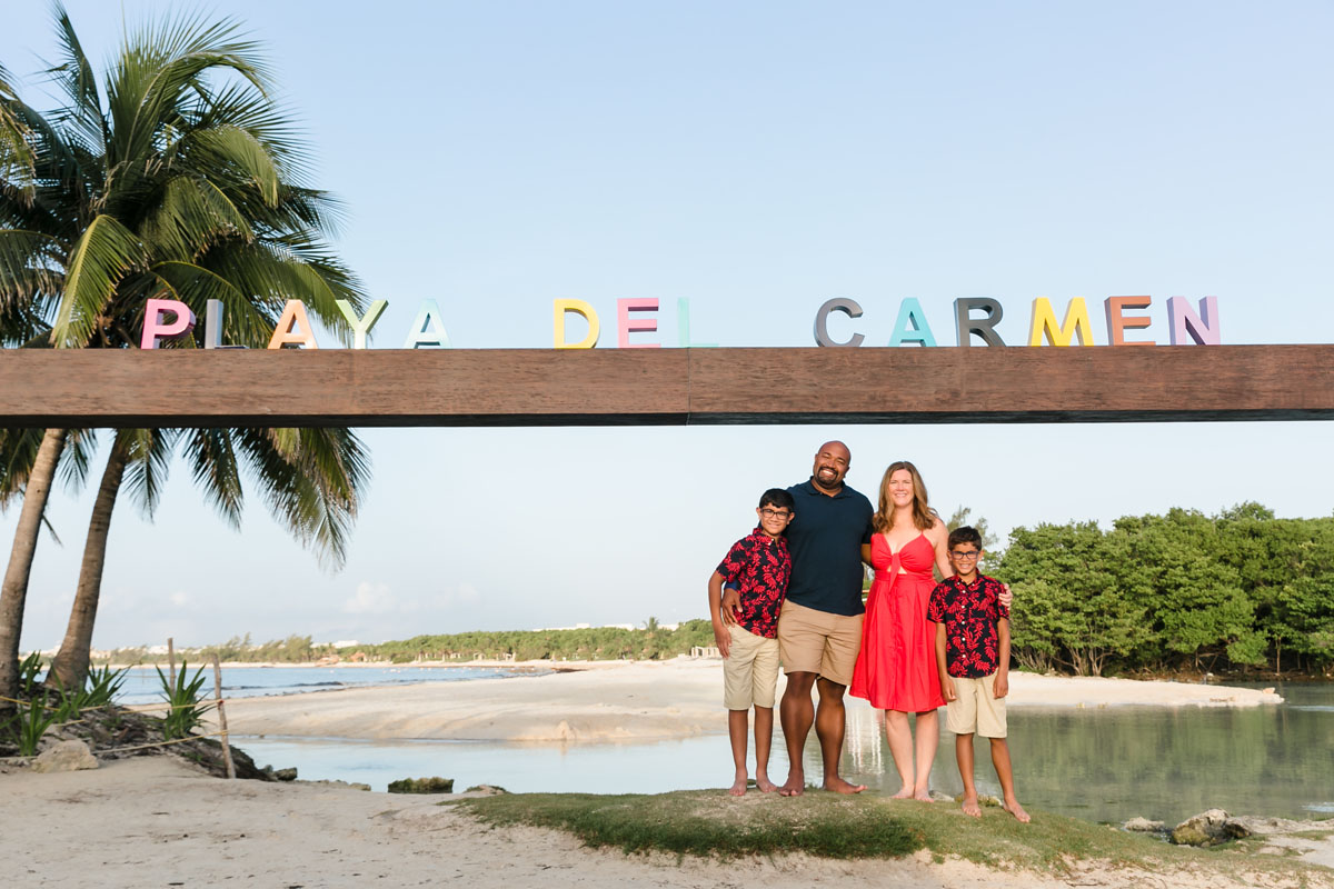 RyannsFamilySessionAtPuntaEsmeralda