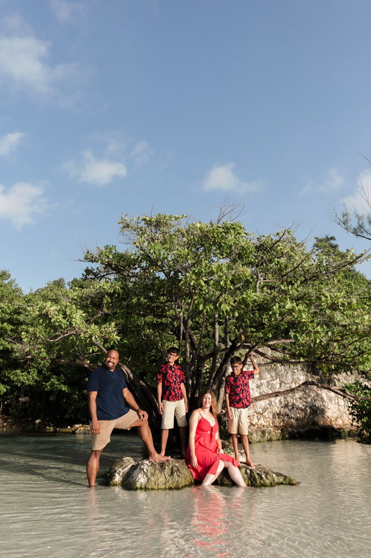 RyannAndFamilyPoseOnTinyIslandAtPuntaEsmeralda