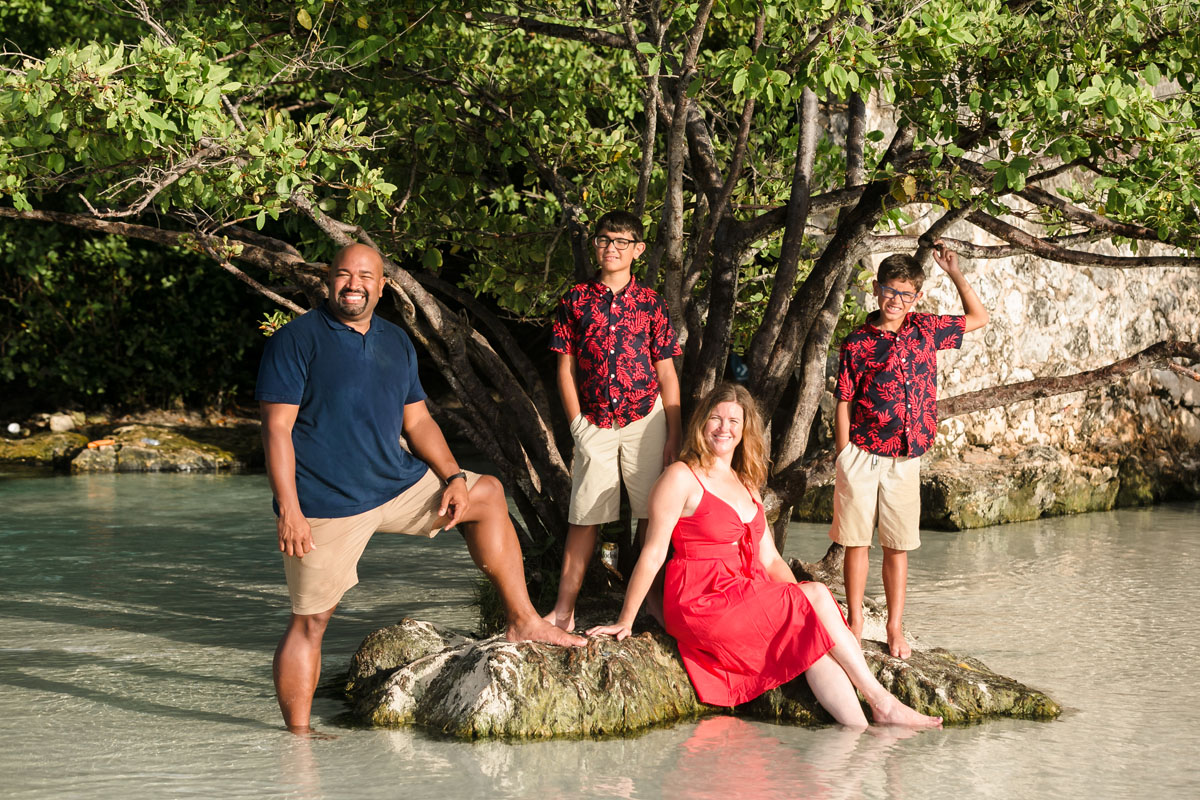 RyannAndFamilyPoseOnTinyIslandAtPuntaEsmeralda