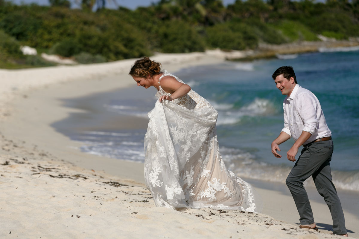 NewlywedsOnBeachWalk