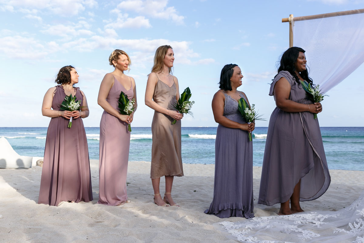 BlueVenadoWeddingPartyWatchCeremony