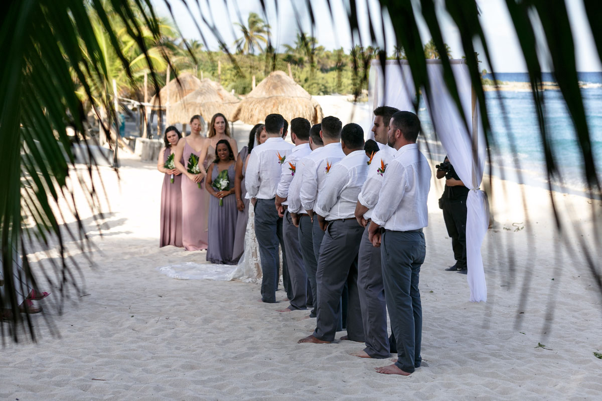 BlueVenadoWeddingPartyWatchCeremony