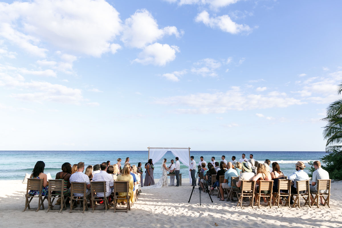 BlueVenadoGuestsWatchCeremony