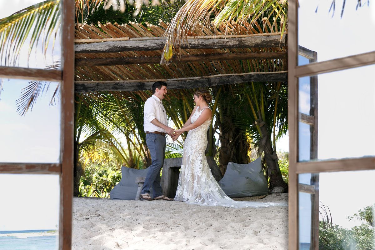 WeddingCouplesFirstLook