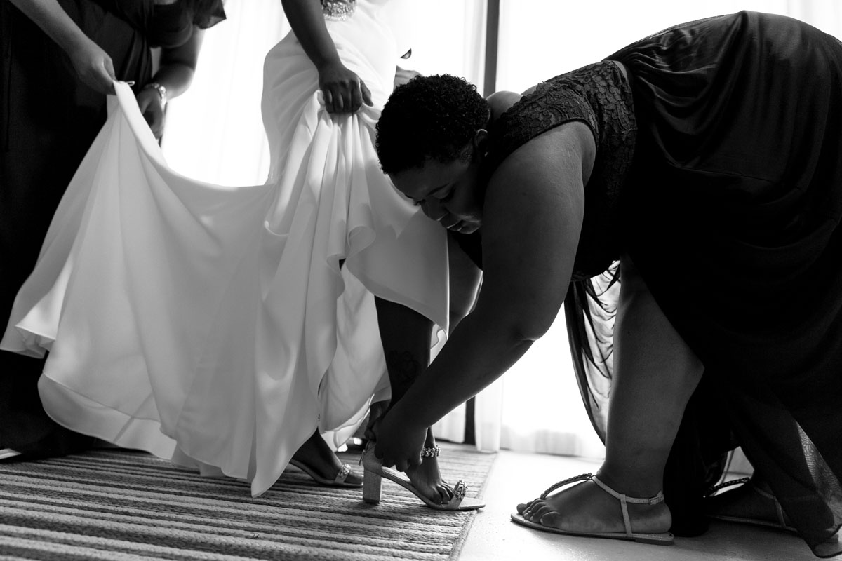 DreamsPlayaMujeresBrideGettingReady