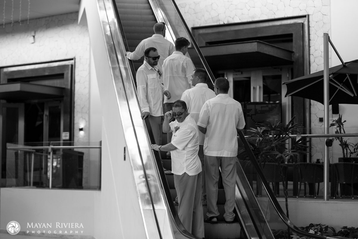 RoyaltonGroomWithGroomsmenOnEscalator