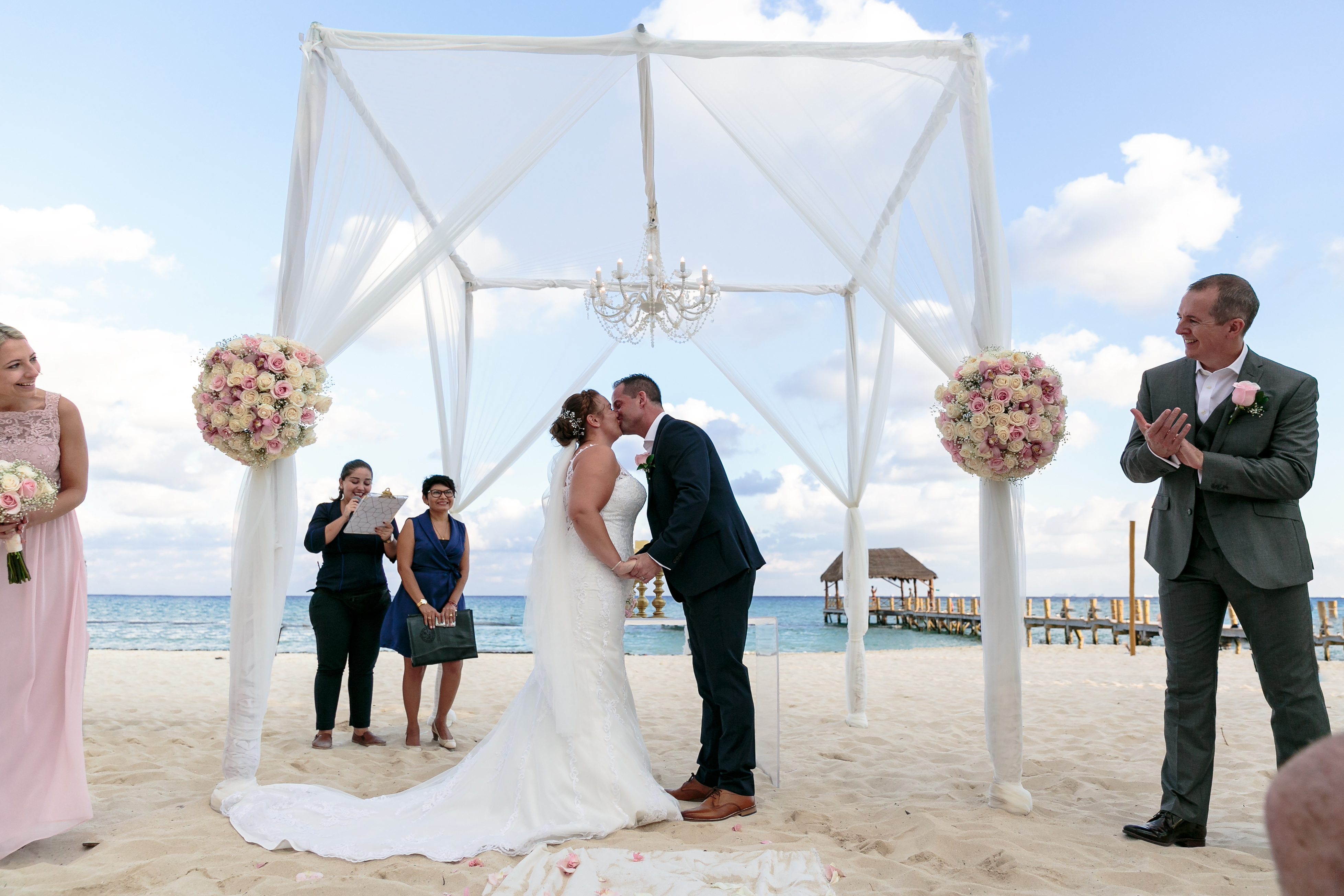 AzulBeachNewlywedsFirstKiss