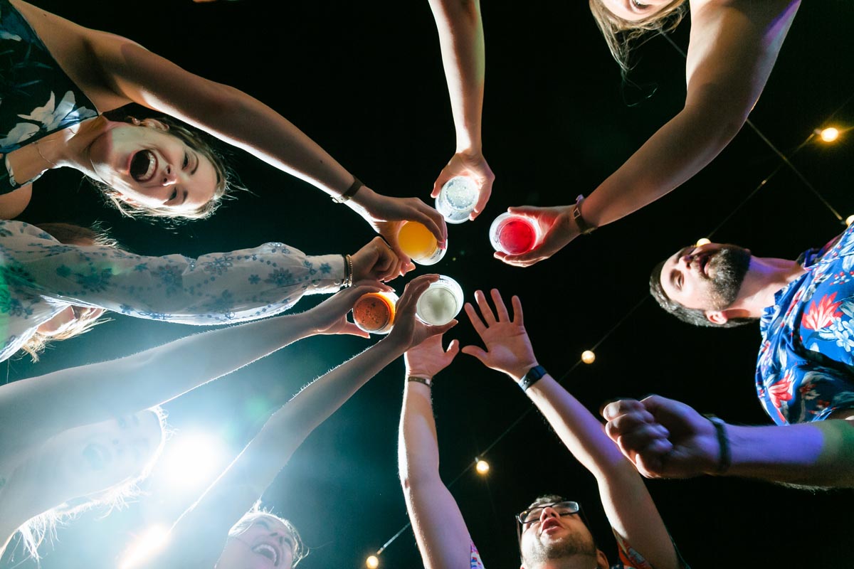 SandosPlayacarReceptionGuestsRaiseShots