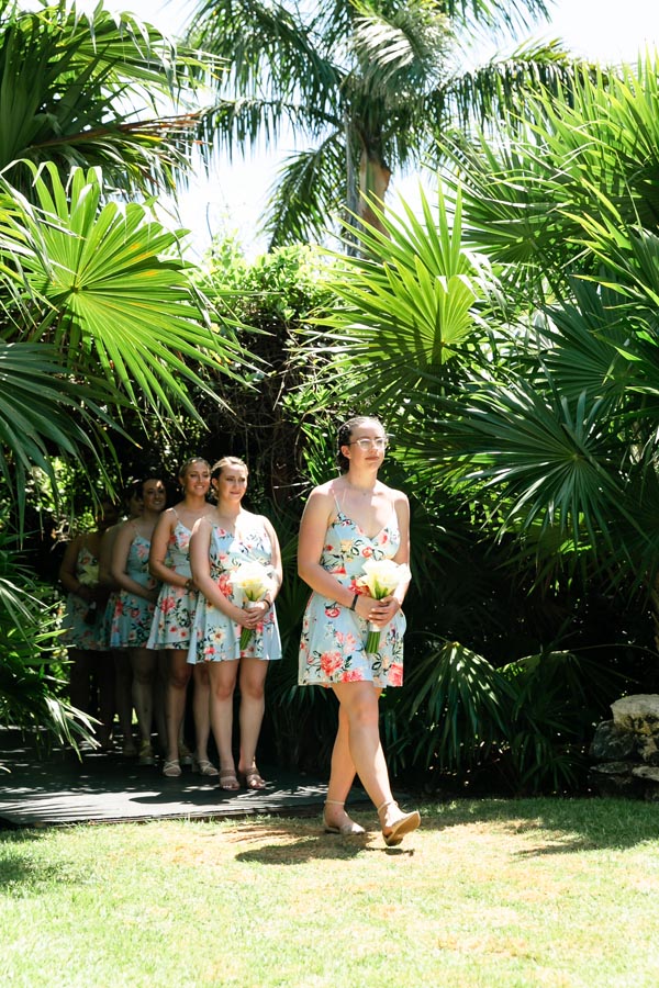 SandosPlayacarWeddingPartyWalksIn